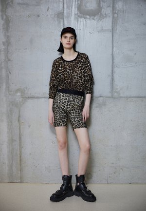 DE SPORT - Shorts - beige/black