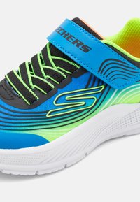 Skechers MICROSPEC ADVANCE niebieski