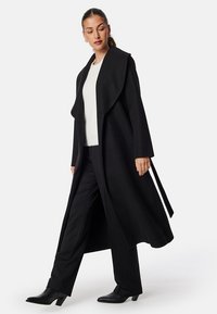 SHAWL - Klasický kabát - black