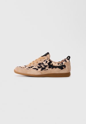 Sneakers laag - almond/sand