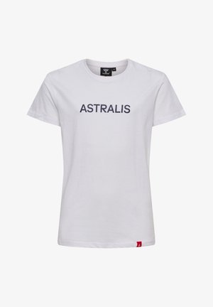 Weißes Baumwoll-T-Shirt mit dem Wort "ASTRALIS" in fetten marineblauen Buchstaben auf der Brust. Enthält ein kleines rotes Logotag am Saum.