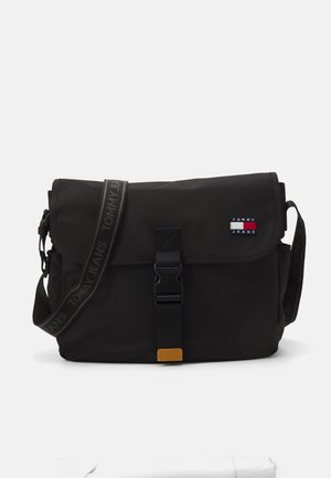 ESSENTIAL DAILY MESSENGER UNISEX - Torba preko tijela - black