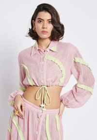 Nööpidega pluus - pink