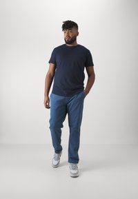 Jack's Sportswear SUPERFLEX PANTS - Chinos tipa bikses - true blue