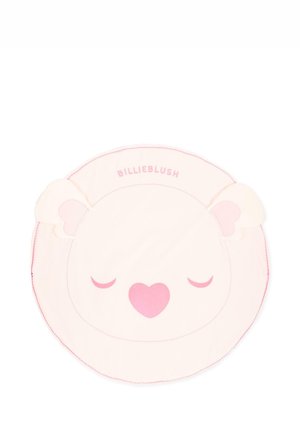 Ronde zachte babymat met een slapend berengezicht, roze hartvormige neus, gesloten ogen en het woord "BILLIEBLUSH" erboven.