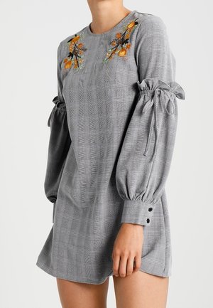 Robe de jour - grey