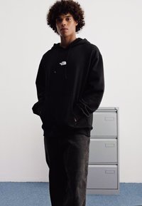 The North Face ZUMU HOODIE - Luvtröja - black