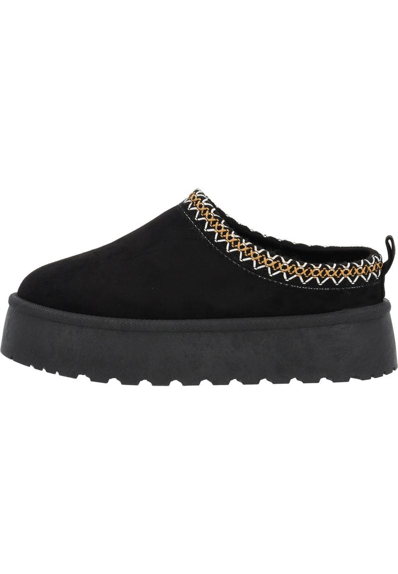 Svart mockablock med en tjock svart gummisula, accentuerad med en dekorativ vävd trim i vitt och guld längs kragen.