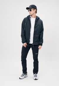 Berghaus TRAIL EXPLORER PANT - Āra bikses - black