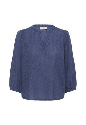 Námornícka modrá blúzka vyrobená z ľahkej látky, ktorá má textúrované vertikálne pruhy a malé bodky, s plytkým V-výstrihom a naberanými rukávmi.