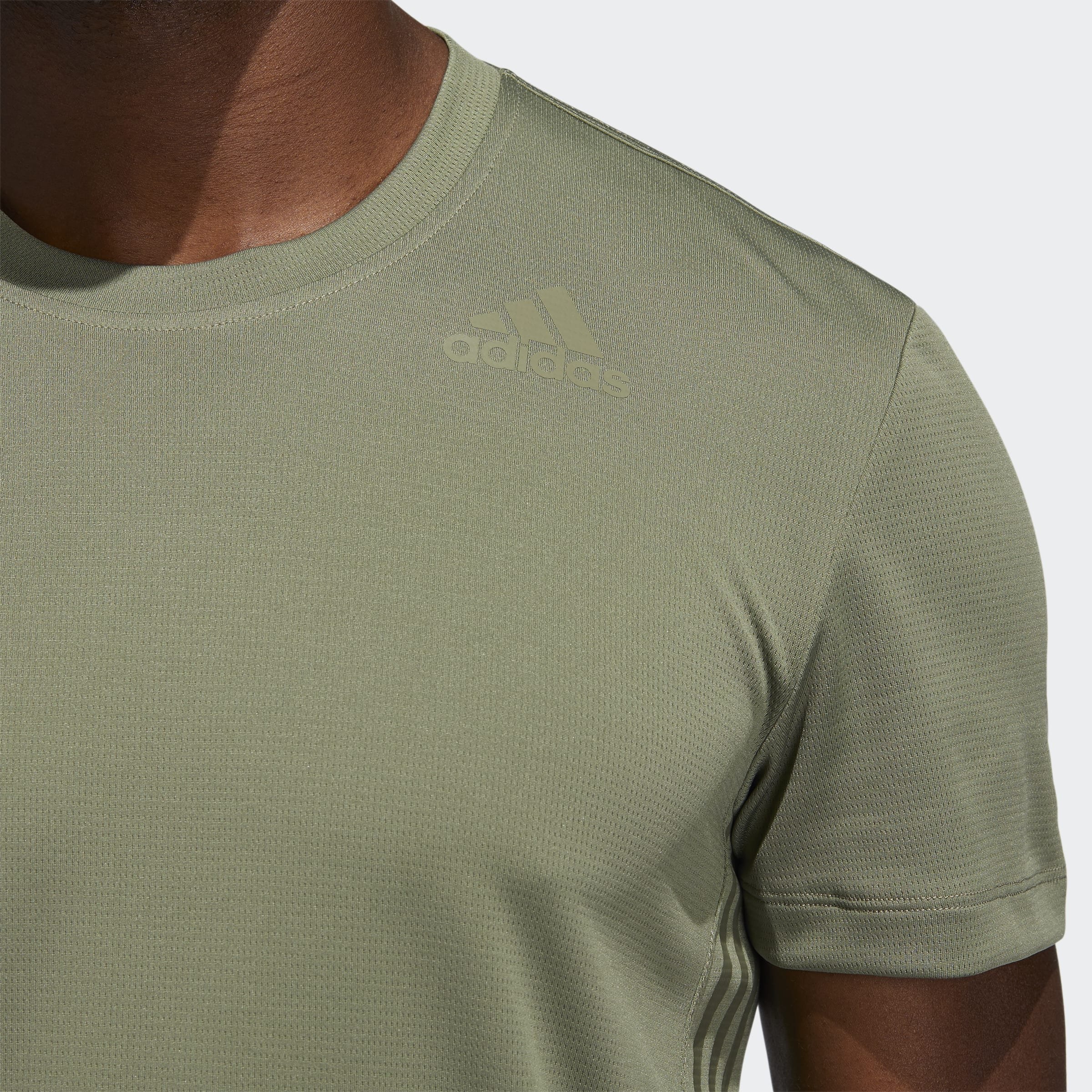 adidas Performance AEROREADY TRAINING SLIM SHORT SLEEVE TEE adidas Performance T Shirt basic green Zalando.at