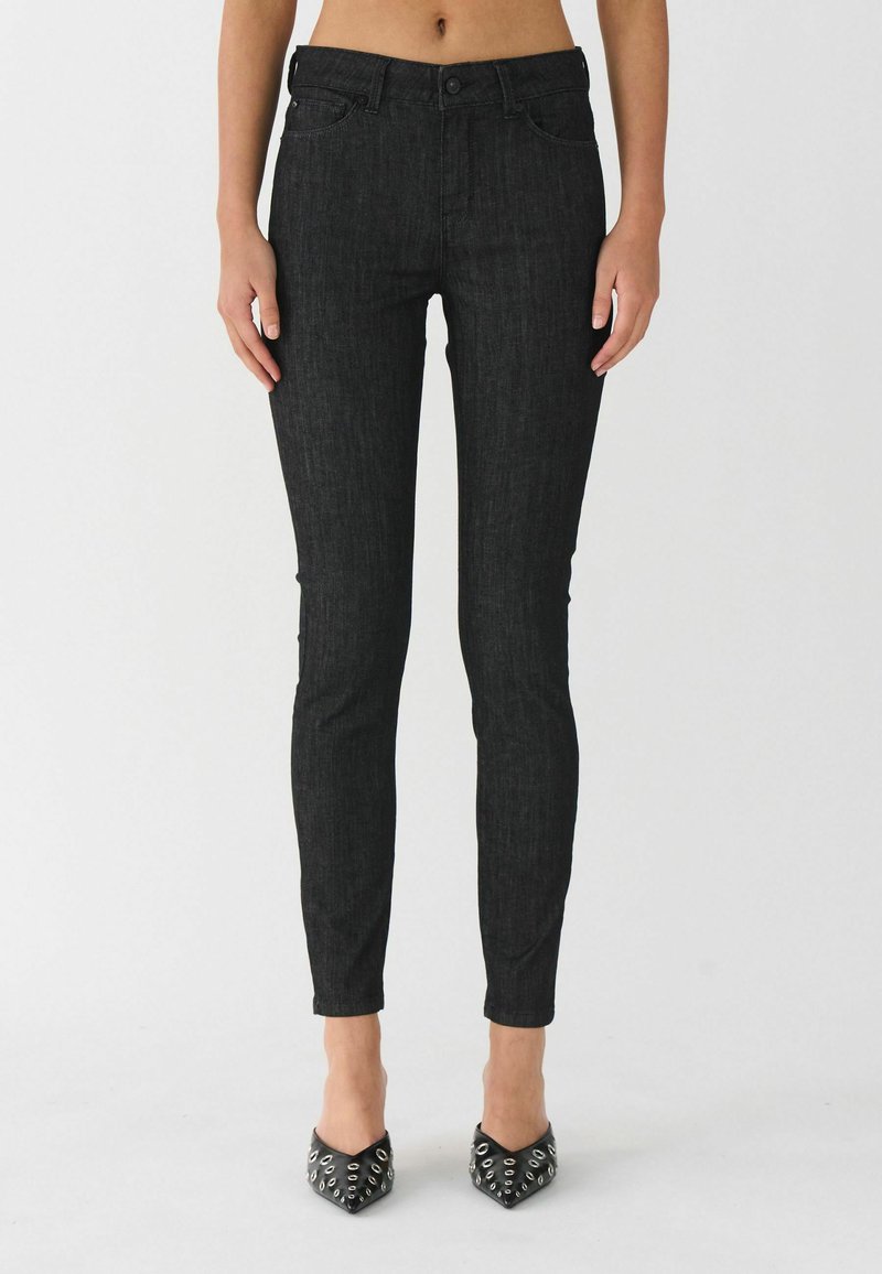 Ivy Copenhagen Kitsa lõikega teksad - black