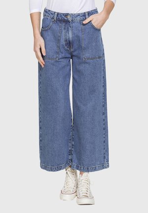 Carrera Jeans, MOD. 765 CULOTTE BLUE AGE - Wide Leg - light blue wash super stone wash