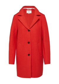 Rood wollen jas met een notch-kraag, enkele knoopsluiting en twee voortassen. Heeft een gestructureerde afwerking en een getailleerd silhouet.