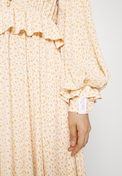 ROKH LONG SLEEVE RUFFLE DRESS - Vestido de cocktail / Vestido de festa - yellowdaisy