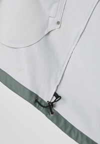 Unausgewählt, sage green