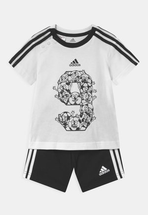 SET - Krótkie spodenki sportowe - white/black