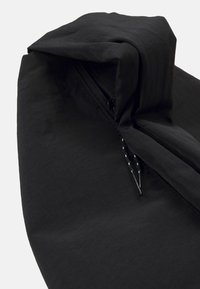 Weekday SAMIR BAG - Kézitáska - black