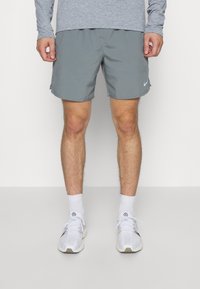 Nike Performance - CHALLENGER  - Sports shorts - smoke grey smoke grey black reflective silv Thumbnail Image 1