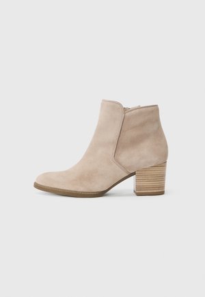 Classic ankle boots - beige