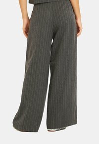 Alma en Pena Broek - gris
