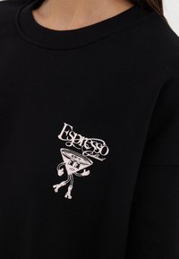 Even&Odd Melegítőfelső - black