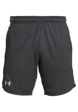 Czarne sportowe spodenki z teksturą, elastycznym pasem i małym białym logo Under Armour na lewej nodze.