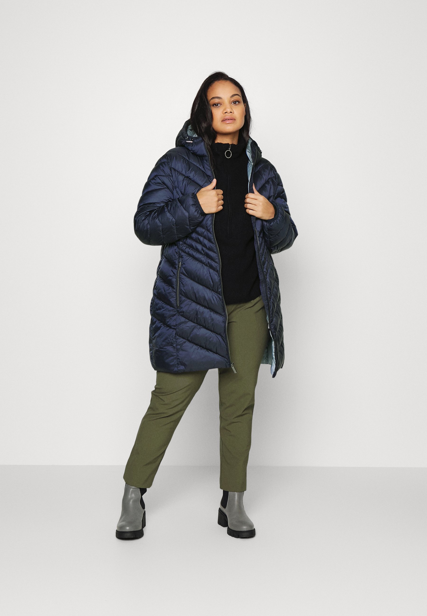MICHAEL Michael Kors ZIP FRONT PACKABLE 