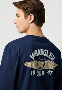 Wrangler LONG SLEEVE LS_AMERICANA - REGULAR FIT - Neule - navy