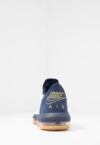 Nike Performance Obuwie do koszykówki