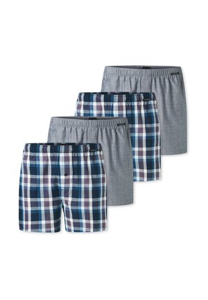 Quattro paia di boxer da uomo: due presentano un motivo a quadri blu e bianchi, e due sono grigi uniti con fasce elastiche in vita.