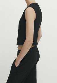 Massimo Dutti Väst - black