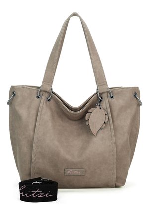 Borsa tote grigia in morbido ecopelle, con doppi manici, tag decorativo a forma di foglia e una tracolla nera removibile con logo.