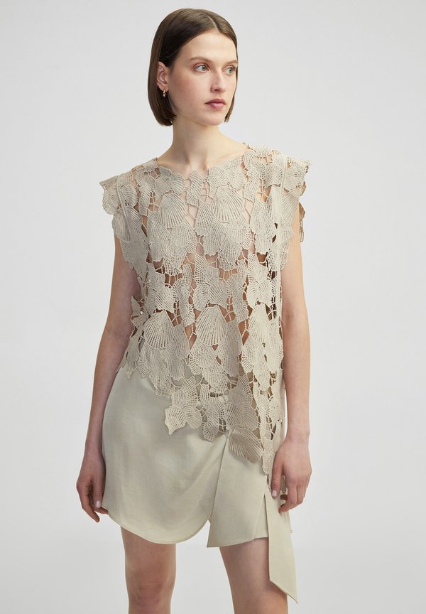 ASYMMETRIC CROCHET  - Bluse - natural