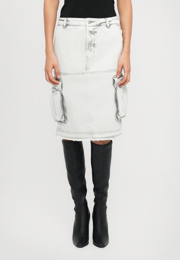 MY OWN MIND FRAYED SKIRT - Denim skirt