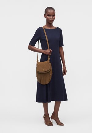 Lauren Ralph Lauren, MARCY CROSSBODY MEDIUM - Τσάντα χιαστί - light tobacco