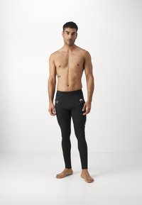 Venum UFC FIGHT WEEK MENS PERFORMANCE - Leggingek - black