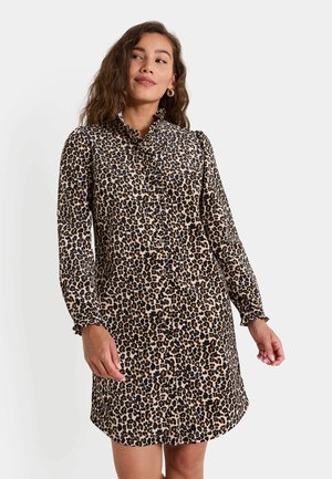 Robe en imprimé léopard avec un col, une fermeture à boutons sur le devant, des manches longues avec des poignets à volants et un ourlet légèrement évasé.