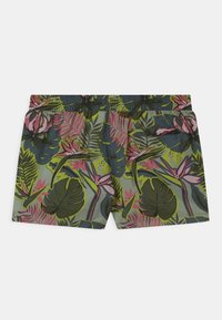 Bañadores cortos coloridos con un estampado floral tropical de flores rosas y hojas verdes sobre un fondo apagado. Incluye cintura elástica.