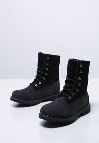 Timberland Botines con cordones - black