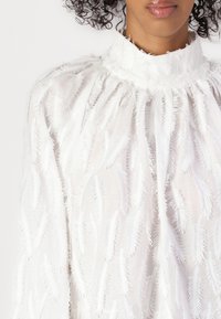 DRYKORN DUMONDA - Bluse - offwhite