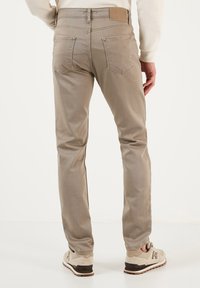 Buratti Vaqueros slim fit - beige