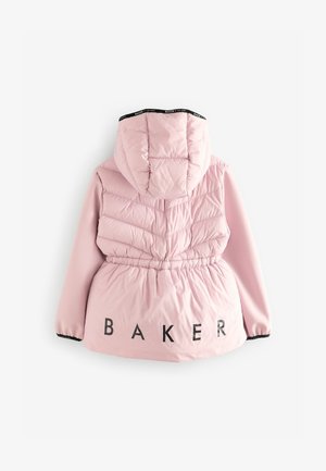 Roza puhovka z ruto, z prešitim zgornjim delom in gladkim spodnjim delom. Elastični pas in napis "BAKER" na hrbtni strani.