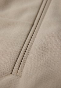 Lindbergh SUPERFLEX CROPPED  - Chino - lt stone