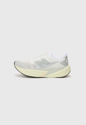 REBEL V5 - Road running shoes - raincloud