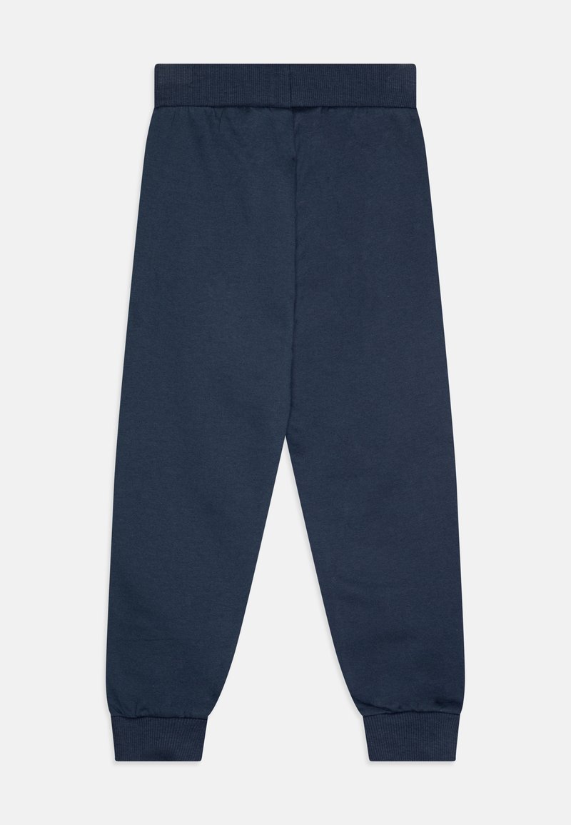 Marineblaue Sweatpants aus einem Baumwollmix-Gewebe, mit einem elastischen Bund und schmal zulaufenden Bündchen, die eine glatte Textur und ein einfaches Design aufweisen.