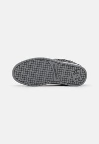 DC Shoes COURT GRAFFIK UNISEX - Sapatilhas - grey/white
