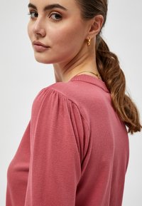 Minus MIMERSIN KNIT TEE - Pulover - pink lemonade