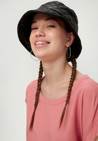 QS DOTÉ D’UNE FENTE DANS LE DOS - Bluse - papaya