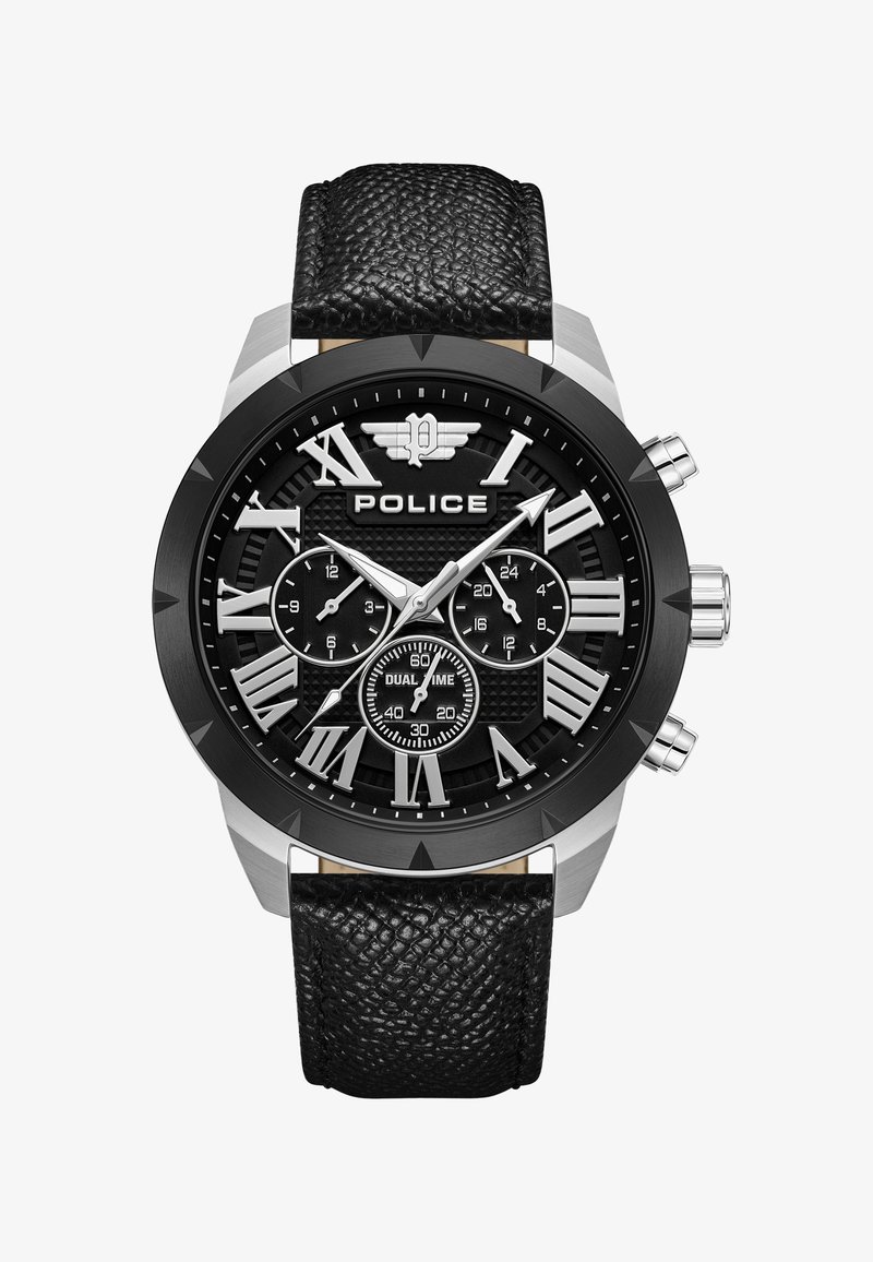 Melna teksturēta ādas siksniņa pulkstenis ar apaļu melnu ciparnīcu, sudraba akcentiem, romiešu cipariem un trim subciparnīcām divkāršai laika rādīšanai.